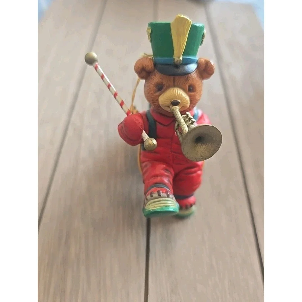 ENESCO‎ CHRISTMAS ORNAMENT: PROFESSOR MICHAEL BEAR THE ONE BEAR BAND!